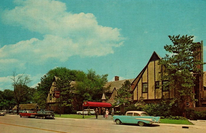 St. Clair Inn (St Clair Inn) - Postcard (newer photo)